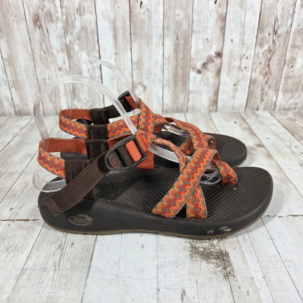 Chaco Z2 Yampa Women 8 Brown Orange Red Geometric Strappy Vibram Hiking Sandals